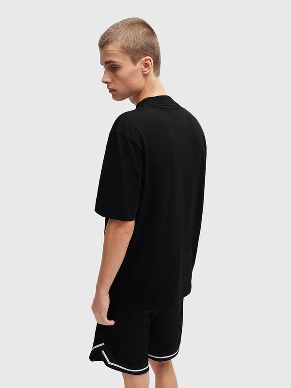 חולצת טי שירט שרוול קצר של הוגו