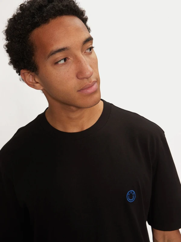 חולצת טי שירט שרוול קצר של הוגו