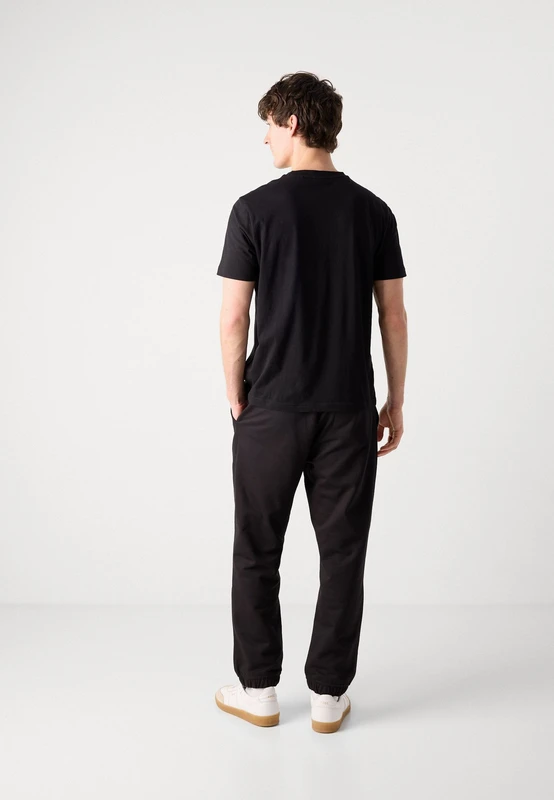 חולצת טי שירט שרוול קצר של הוגו