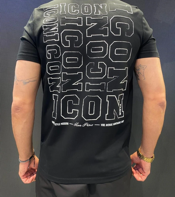 חולצת טי שירט של Icon Paris
