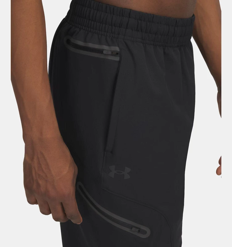 מכנס אנדר ארמור UNDER ARMOUR בצבע שחור