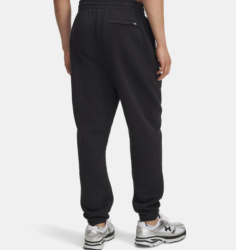 מכנס אנדר ארמור UNDER ARMOUR בצבע שחור