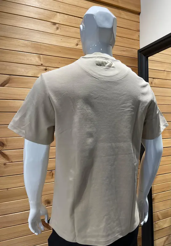 חולצת טישירט שרוול קצר של Roberto Vino