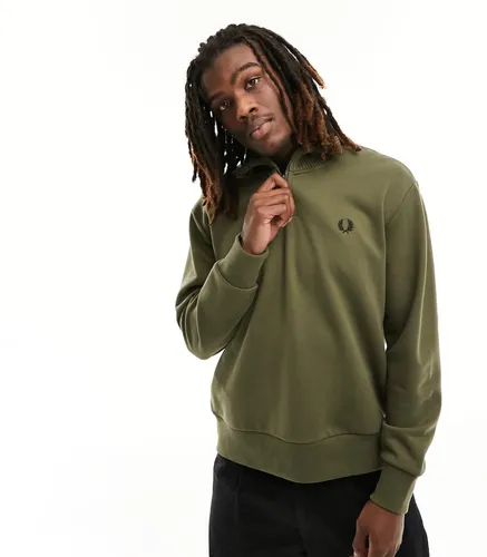 סווטשירט עם חצי רוכסן של פרד פרי FRED PERRY .