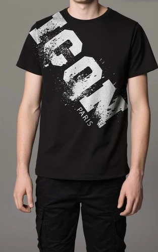 חולצת טי שירט של Icon Paris