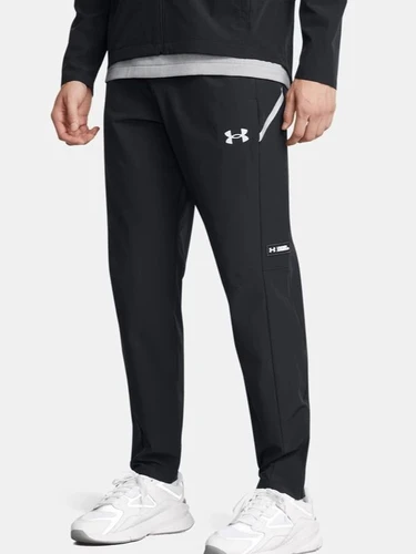 מכנס אנדר ארמור UNDER ARMOUR בצבע שחור